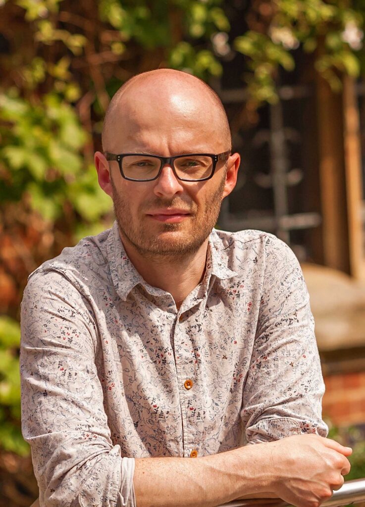 Portrait of Dr Rob Kirk